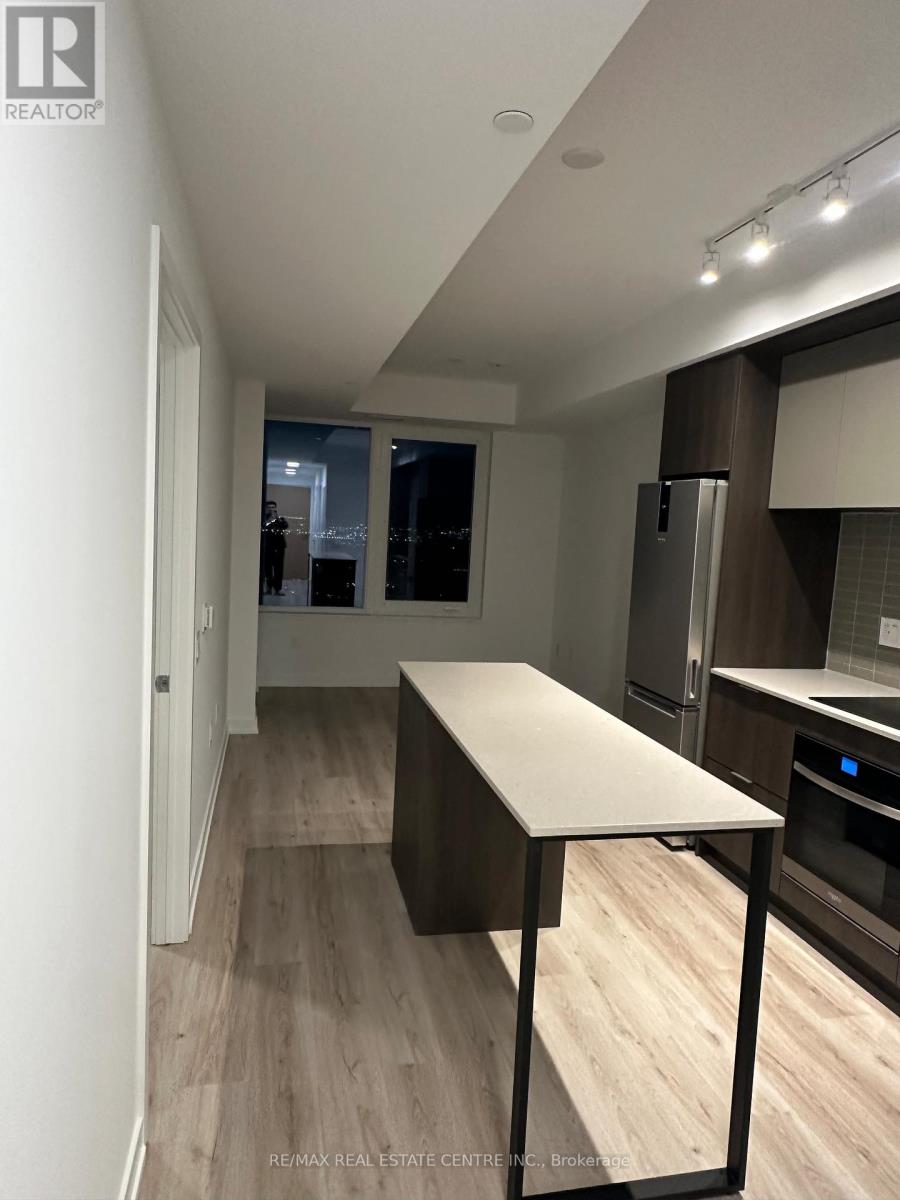 4311 - 395 Square One Drive E, Mississauga, Ontario  L5B 0P6 - Photo 12 - W13004942