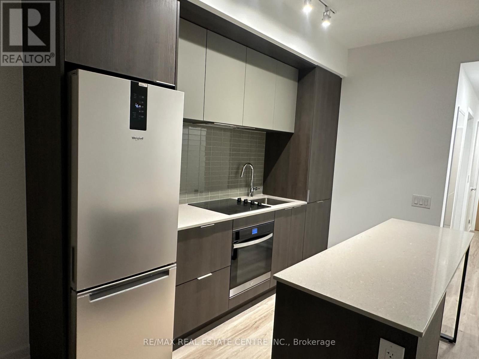 4311 - 395 Square One Drive E, Mississauga, Ontario  L5B 0P6 - Photo 15 - W13004942