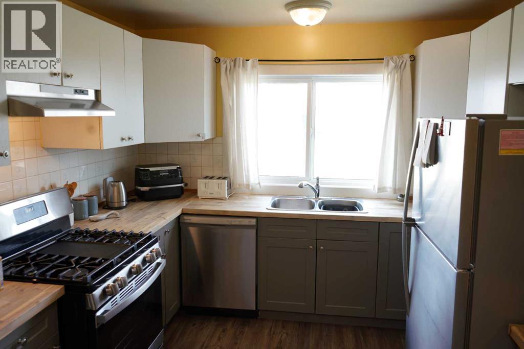 602 3 Avenue N, Vauxhall, Alberta  T0K 2K0 - Photo 5 - A2301964