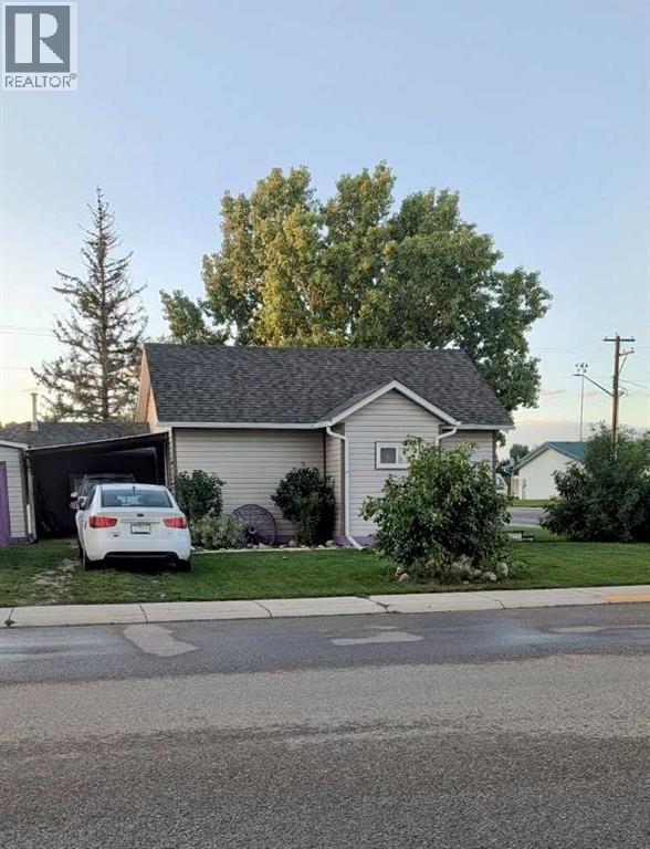 602 3 Avenue N, Vauxhall, Alberta  T0K 2K0 - Photo 1 - A2301964