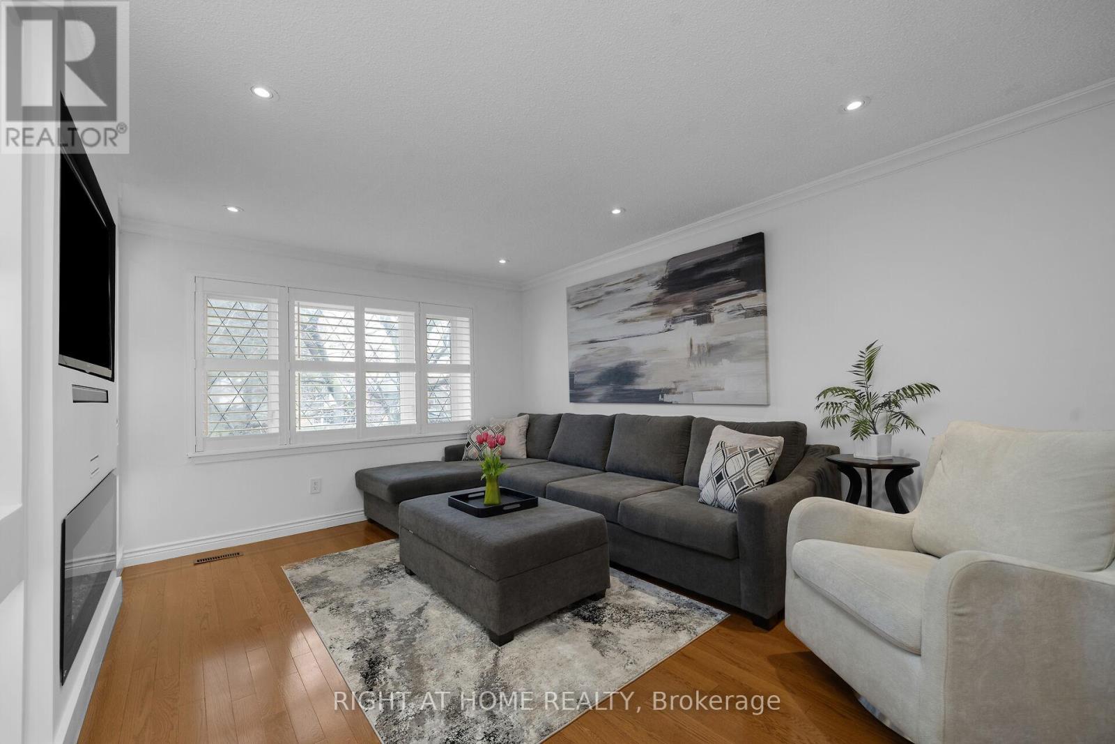 760 Willow Avenue, Milton, Ontario  L9T 3E6 - Photo 10 - W13004946