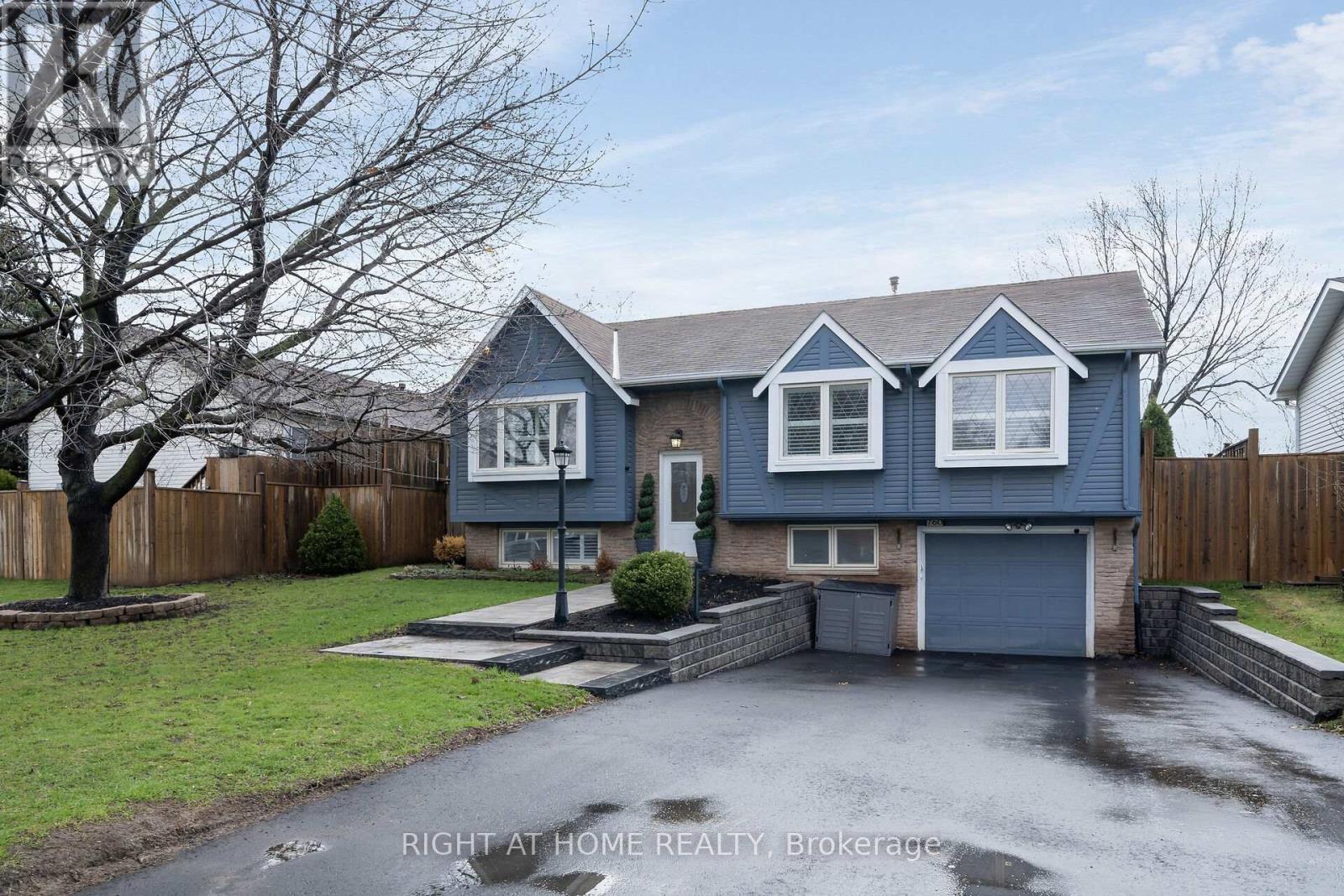 760 Willow Avenue, Milton, Ontario  L9T 3E6 - Photo 2 - W13004946