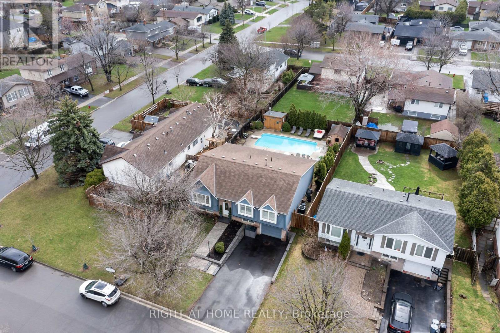 760 Willow Avenue, Milton, Ontario  L9T 3E6 - Photo 5 - W13004946