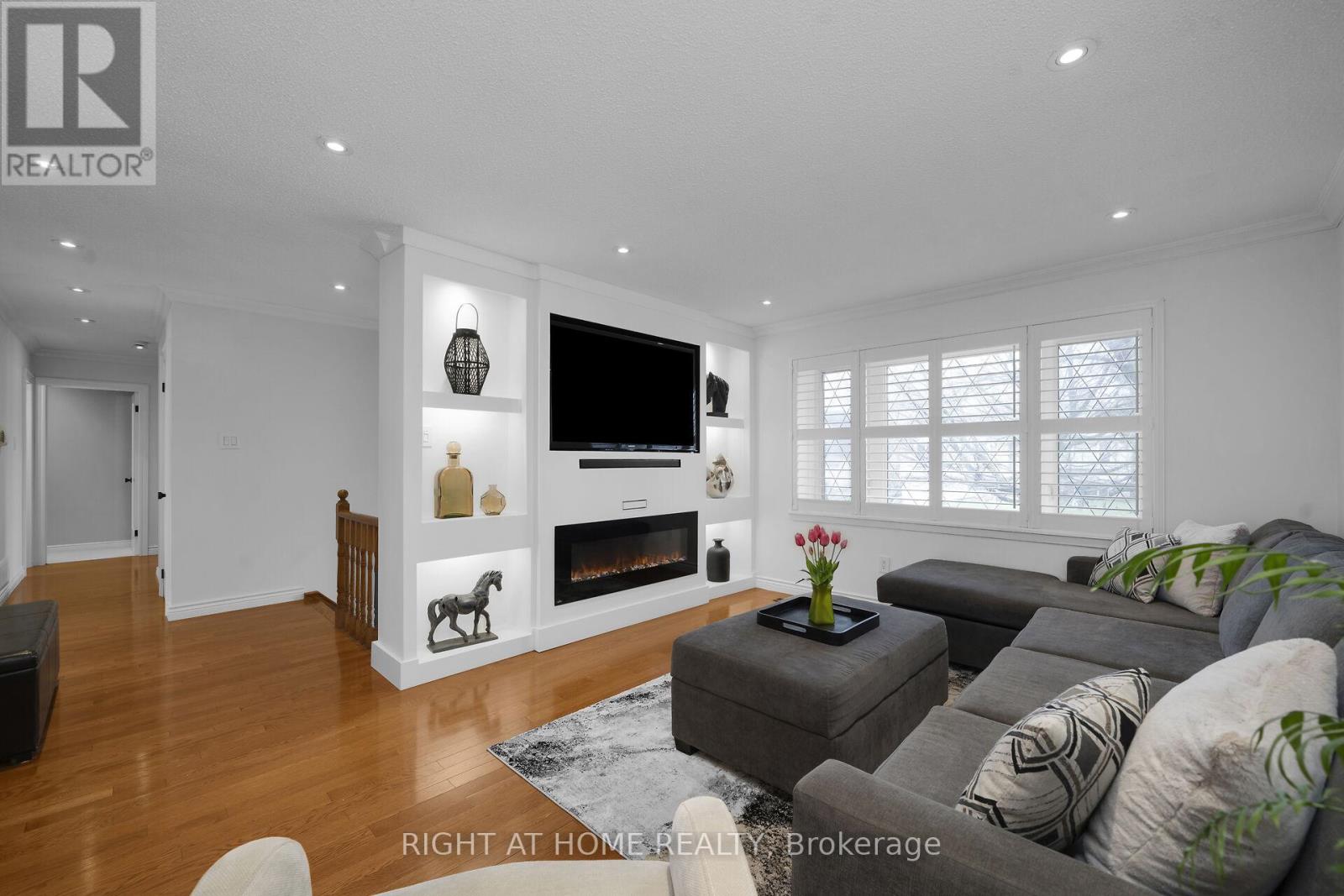 760 Willow Avenue, Milton, Ontario  L9T 3E6 - Photo 9 - W13004946