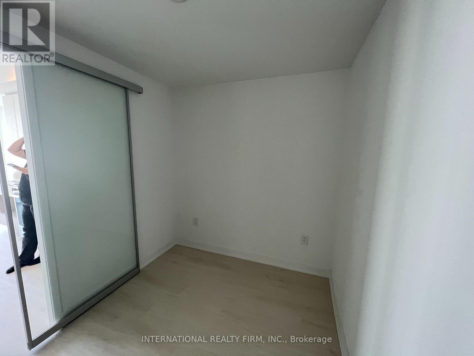 4002 - 3900 Confederation Parkway, Mississauga, Ontario  L5B 0M3 - Photo 7 - W13004954