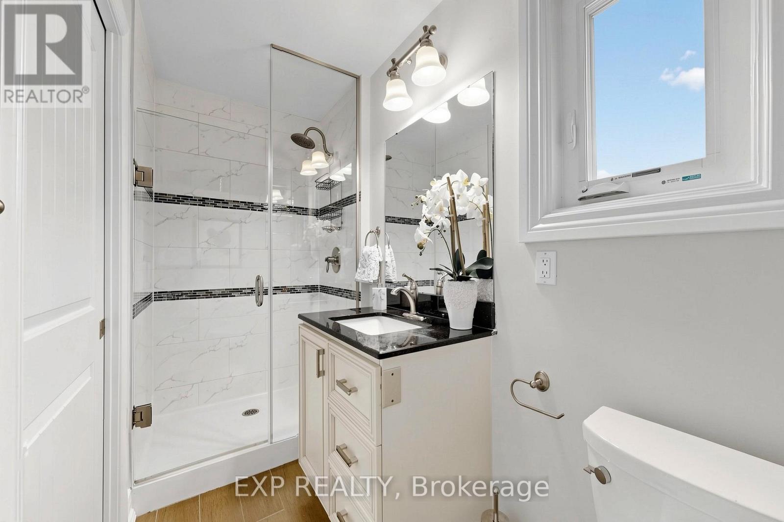 261 Pinehurst Drive, Oakville, Ontario  L6J 4X2 - Photo 18 - W13004970