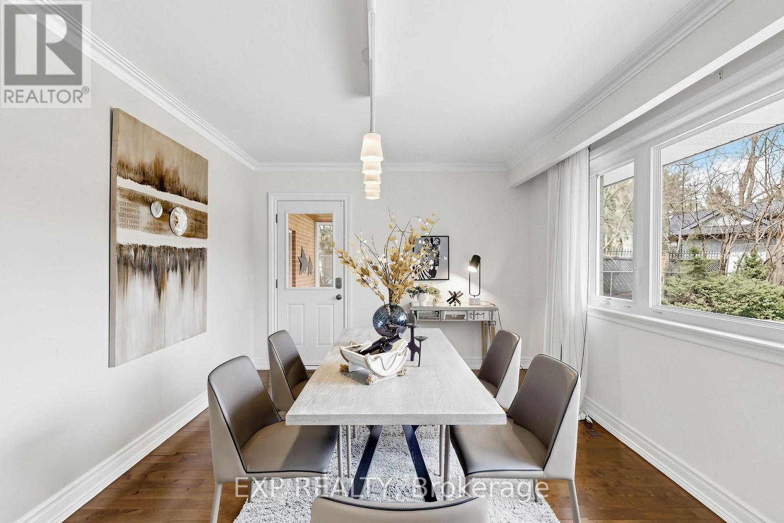 261 Pinehurst Drive, Oakville, Ontario  L6J 4X2 - Photo 8 - W13004970