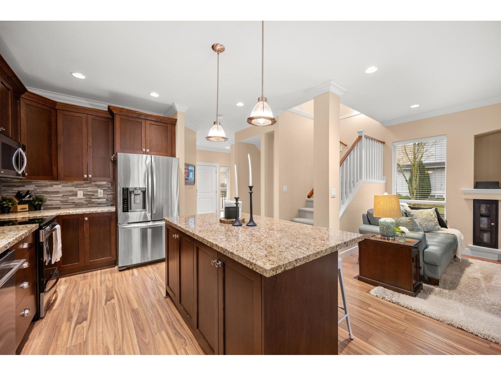 18990 67a Avenue, Surrey, British Columbia V4N 6A2 - Photo 6 - R3111993