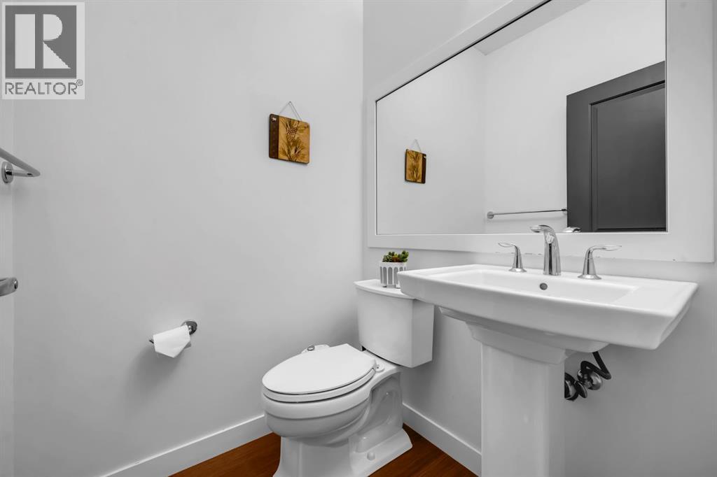 233 Cranarch Common Se, Calgary, Alberta  T3M 1M3 - Photo 15 - A2301226