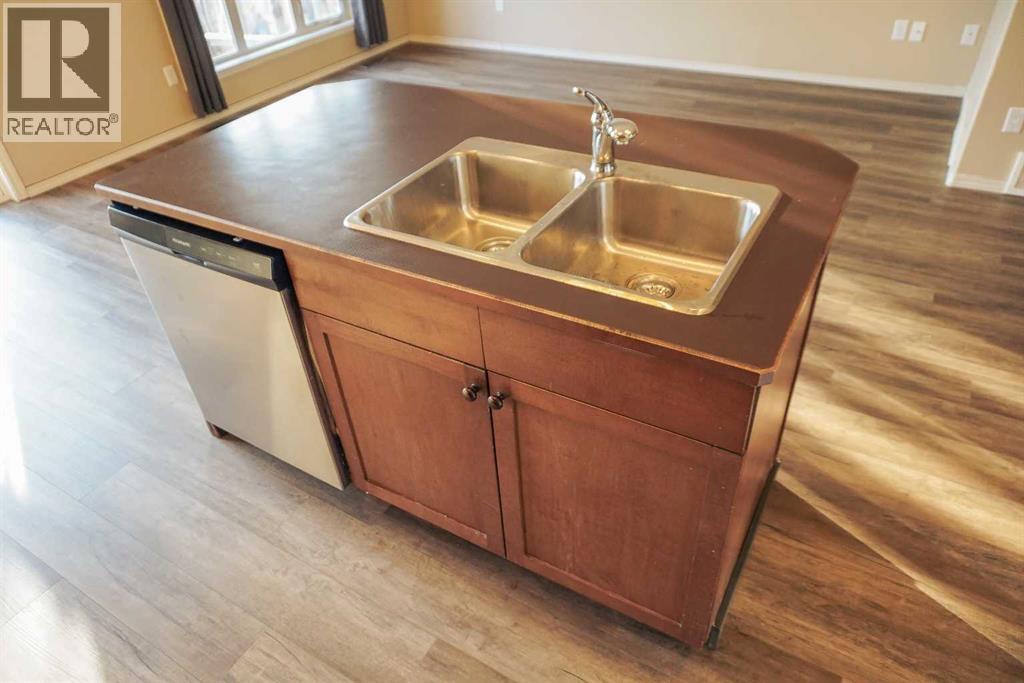 721 Silkstone Close W, Lethbridge, Alberta  T1J 4B9 - Photo 10 - A2297434