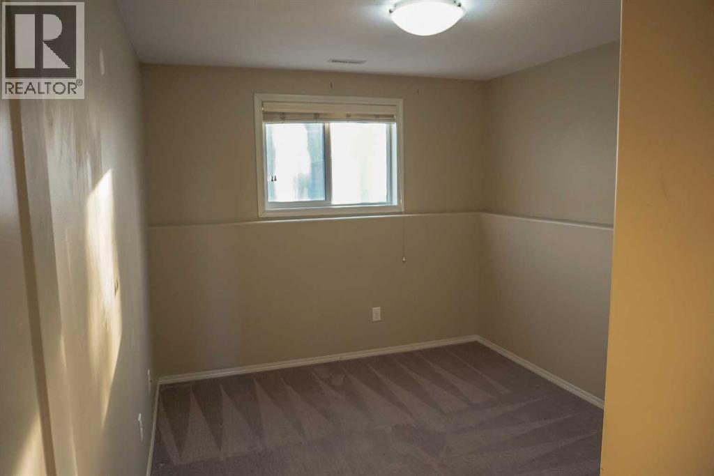 721 Silkstone Close W, Lethbridge, Alberta  T1J 4B9 - Photo 22 - A2297434