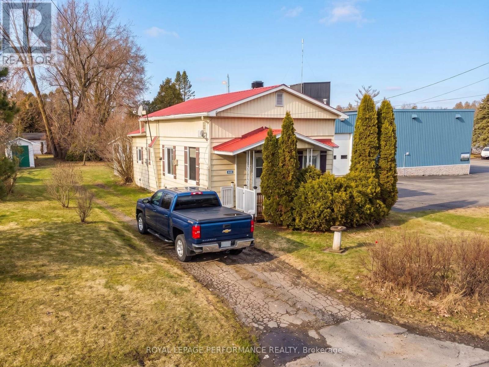 4866 2ND LINE ROAD, South Glengarry, Ontario