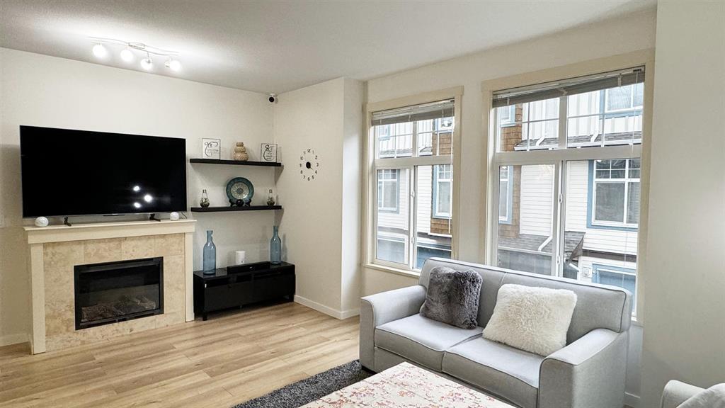 15 16588 Fraser Highway, Surrey, British Columbia V4N 0G5 - Photo 4 - R3111843