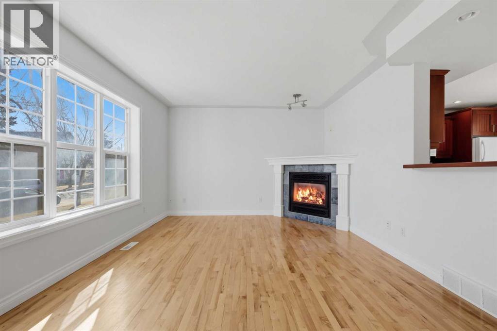 172 Somme Manor Sw, Calgary, Alberta  T2T 6L5 - Photo 6 - A2296068