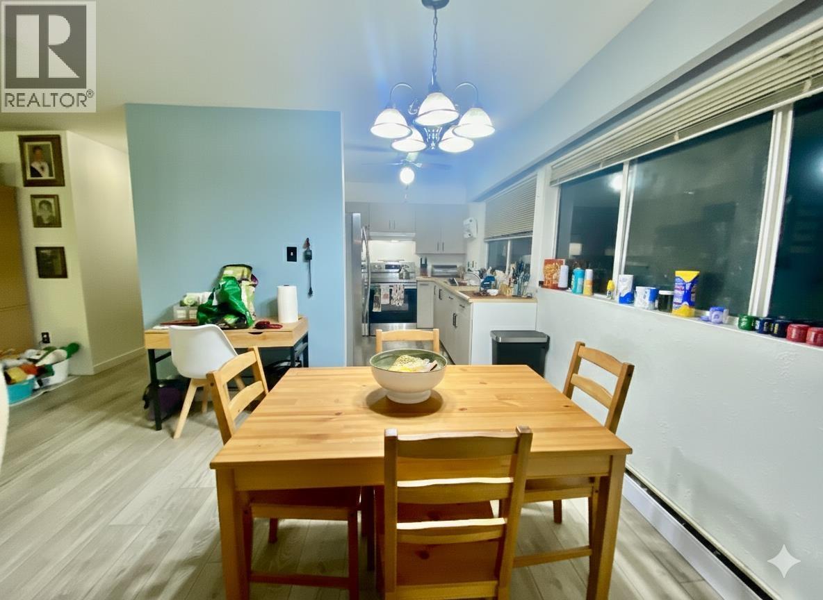 1134 Chateau Place, Port Moody, British Columbia V3H 1N6 - Photo 11 - R3078524