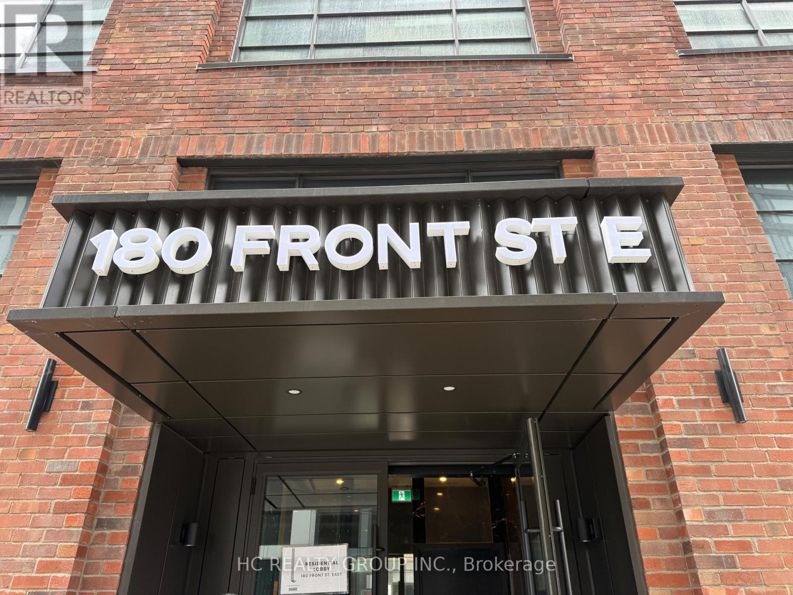 2015 - 180 Front Street E, Toronto, Ontario M5A 0A9 - Photo 2 - C13004984