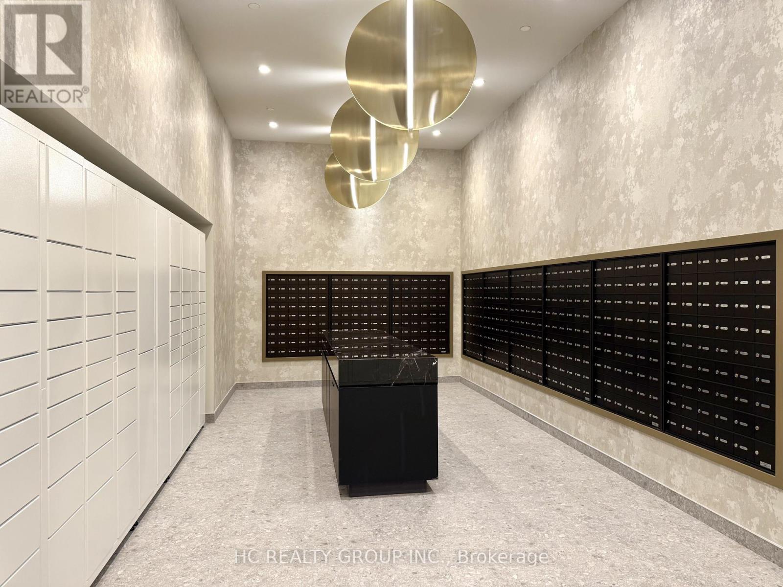 2015 - 180 Front Street E, Toronto, Ontario M5A 0A9 - Photo 4 - C13004984