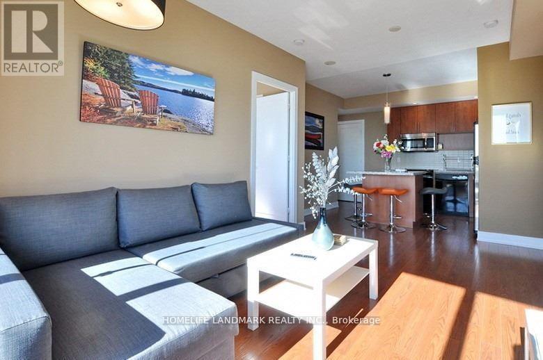 1807 - 120 Homewood Avenue, Toronto, Ontario  M4Y 2J3 - Photo 4 - C13004988