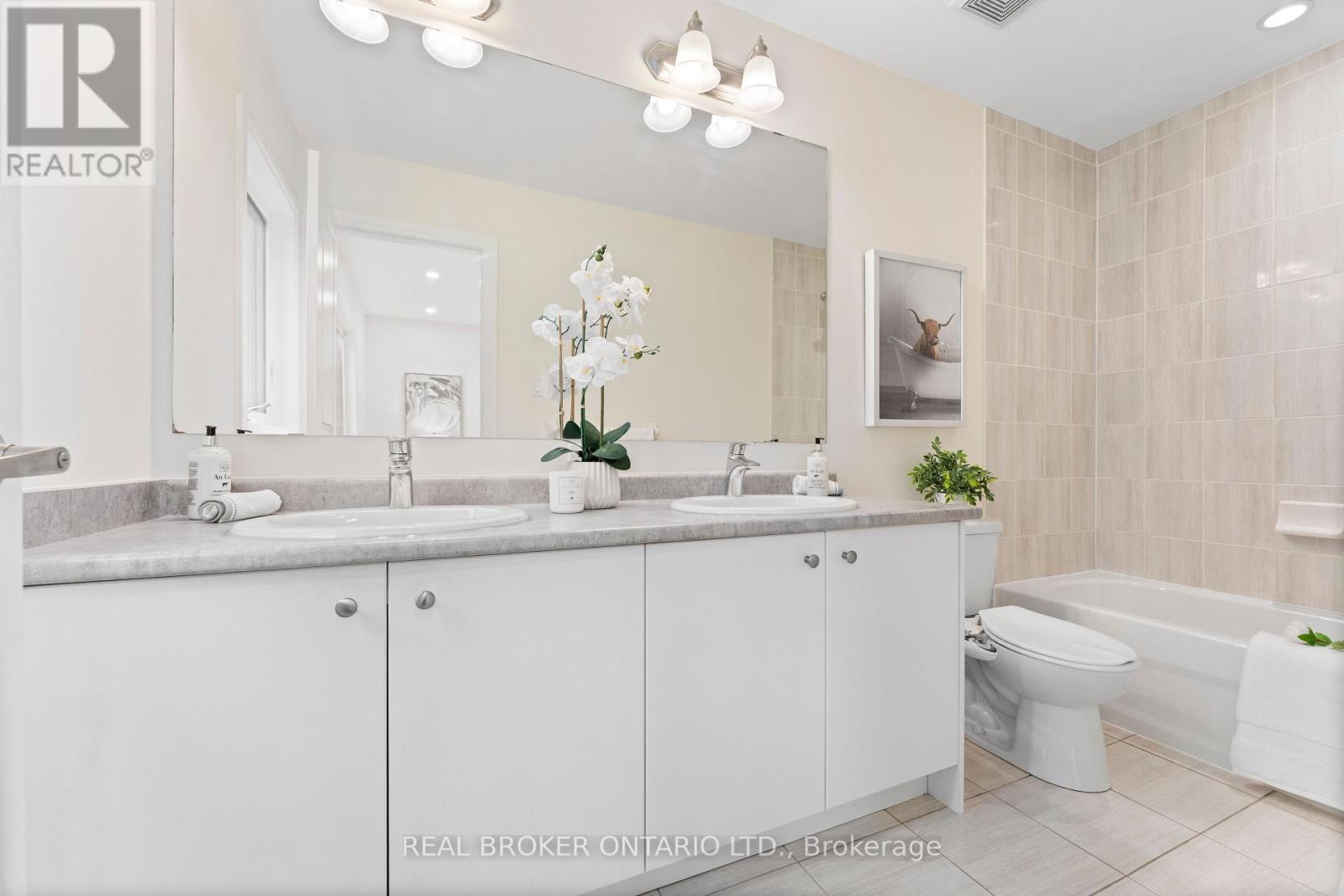 206 London Lane, Ajax, Ontario  L1T 0N5 - Photo 27 - E13004980