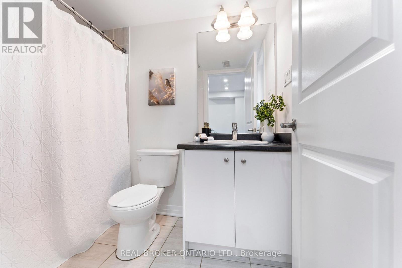 206 London Lane, Ajax, Ontario  L1T 0N5 - Photo 40 - E13004980