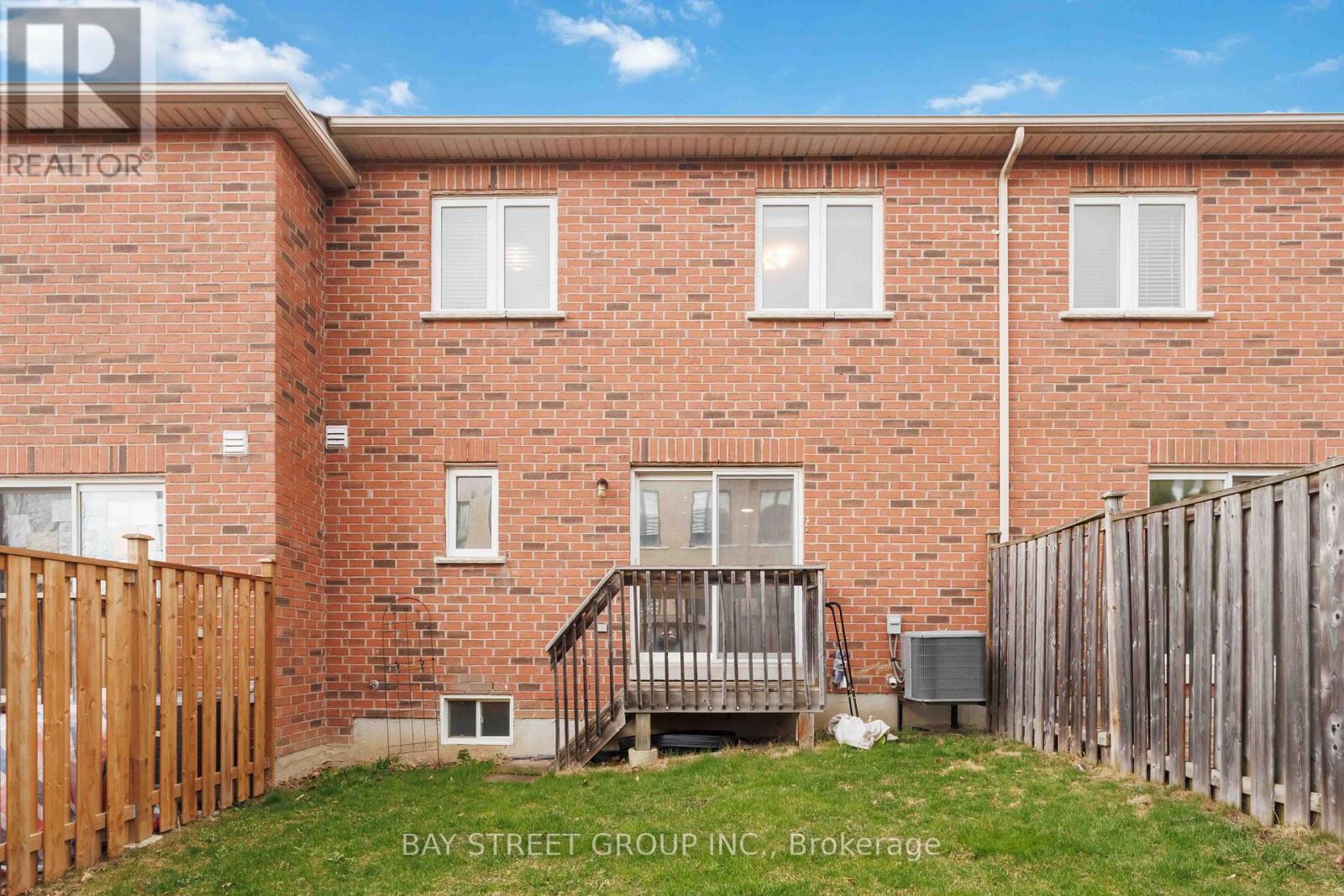 25 Maple Ridge Crescent, Markham, Ontario  L6E 1V3 - Photo 28 - N13004972