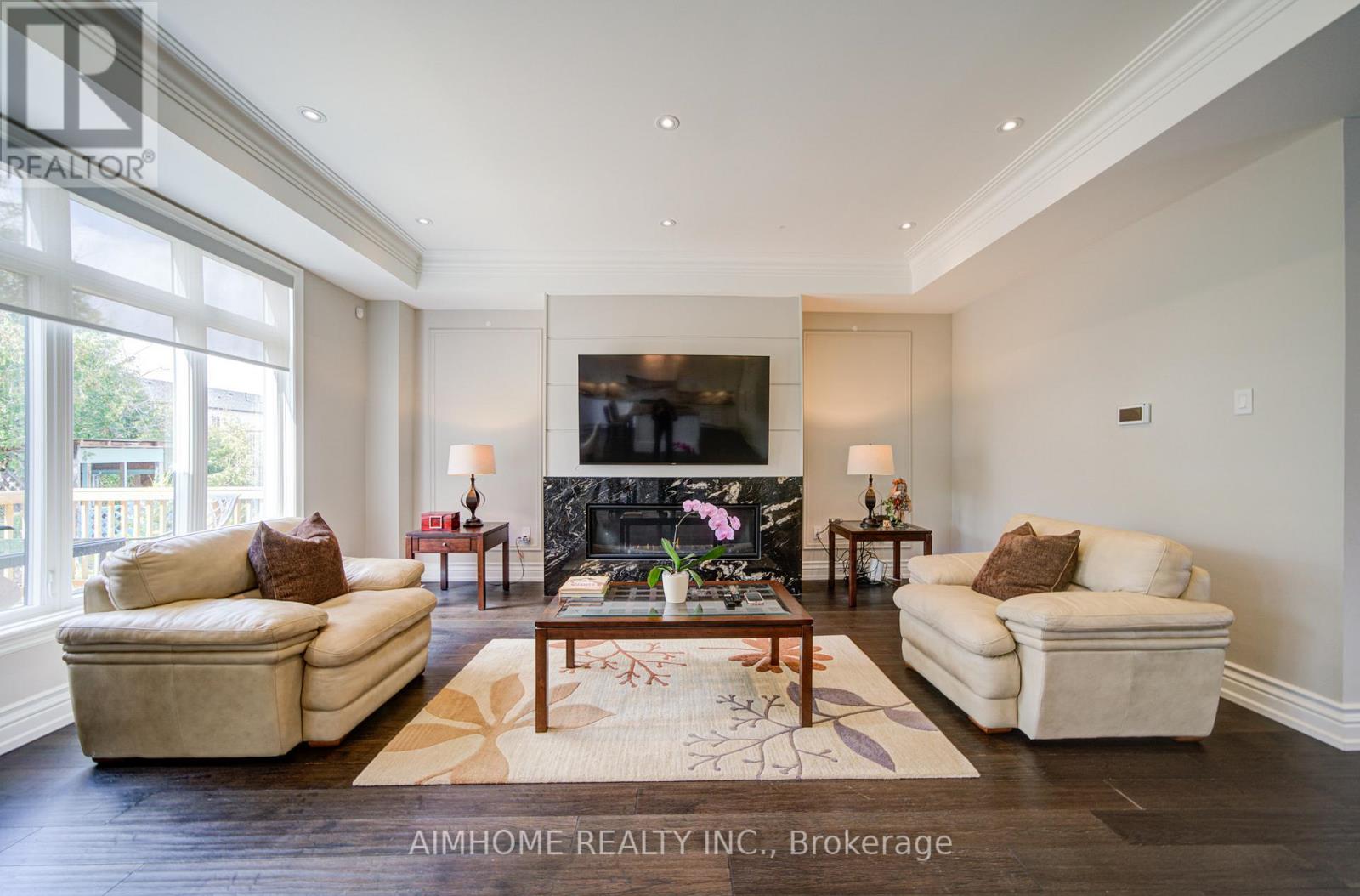 212 Sussex Avenue, Richmond Hill, Ontario  L4C 2G2 - Photo 17 - N13004998