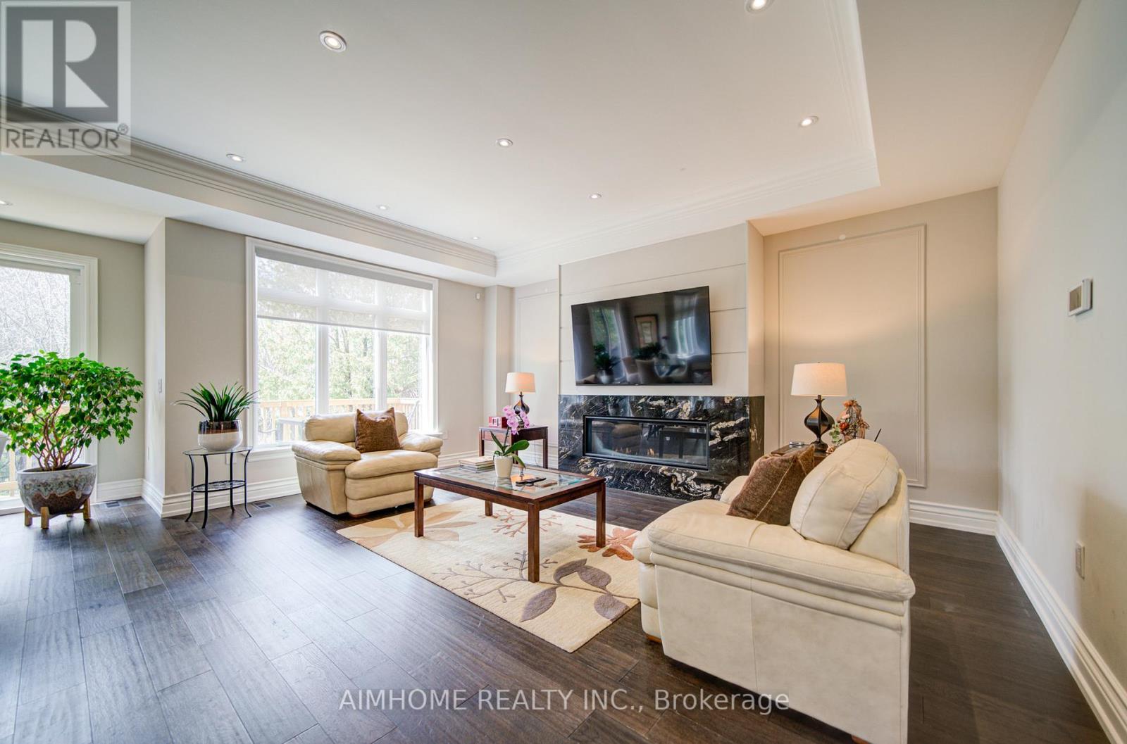 212 Sussex Avenue, Richmond Hill, Ontario  L4C 2G2 - Photo 18 - N13004998