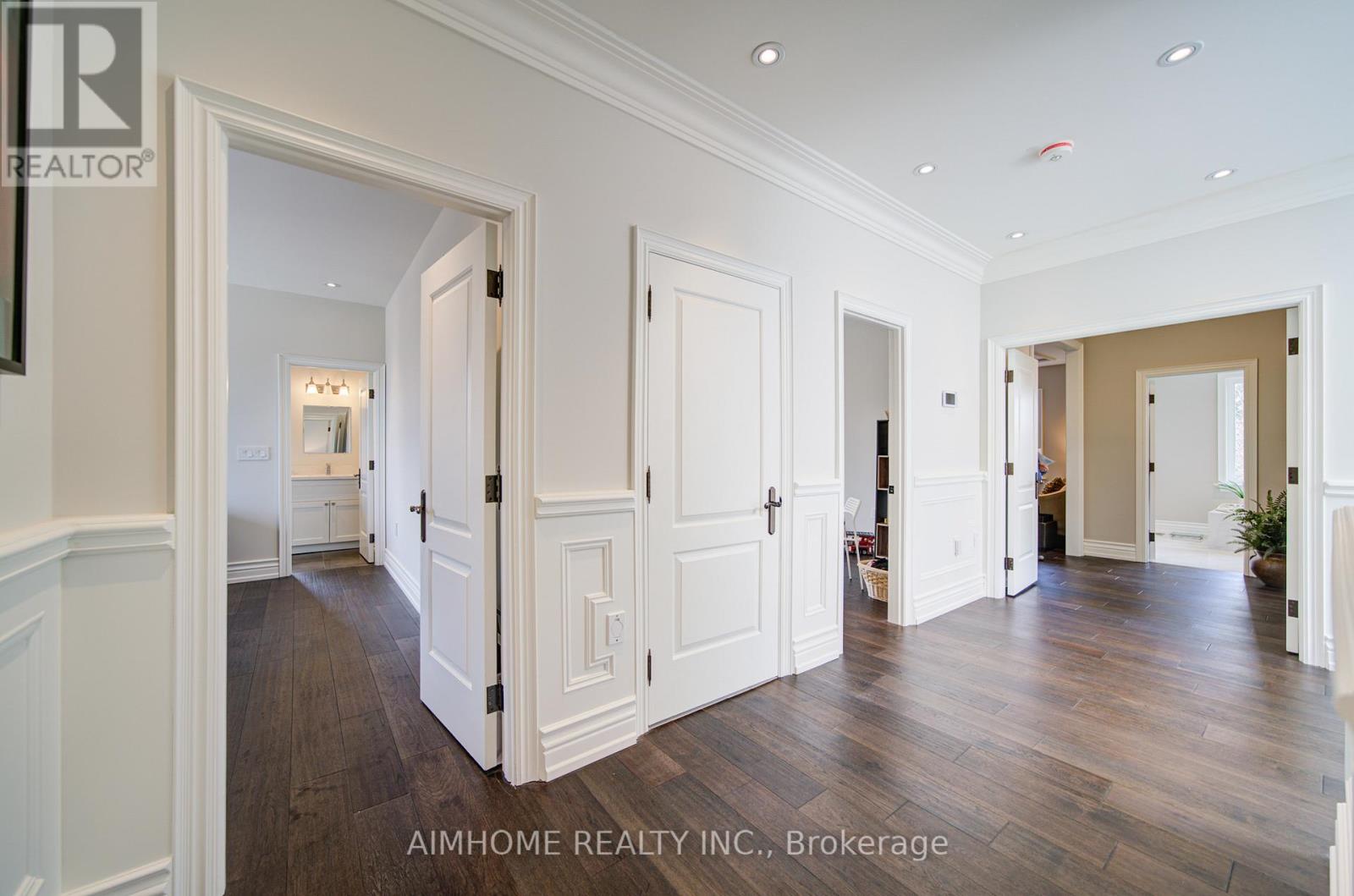 212 Sussex Avenue, Richmond Hill, Ontario  L4C 2G2 - Photo 23 - N13004998