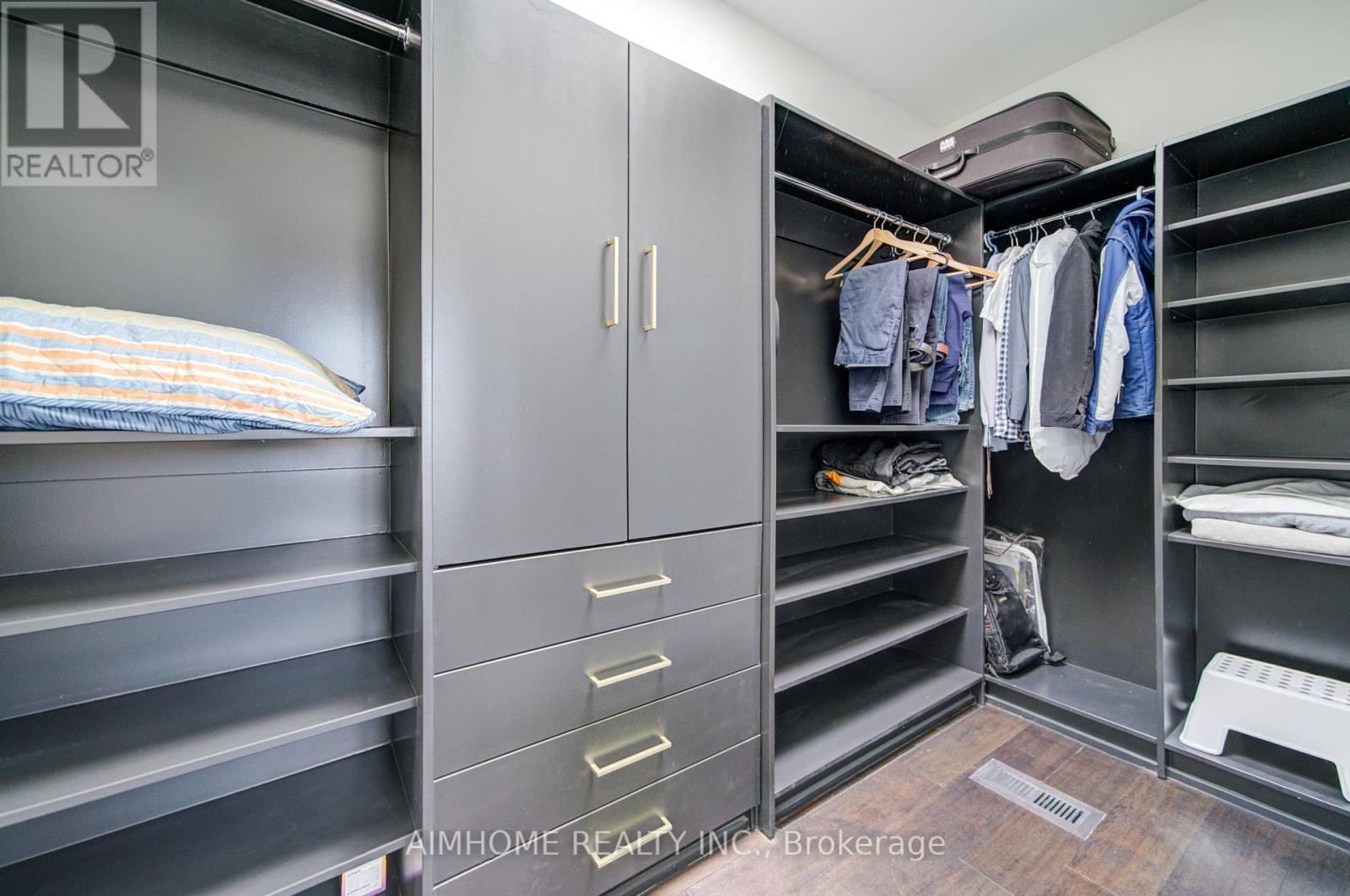 212 Sussex Avenue, Richmond Hill, Ontario  L4C 2G2 - Photo 35 - N13004998