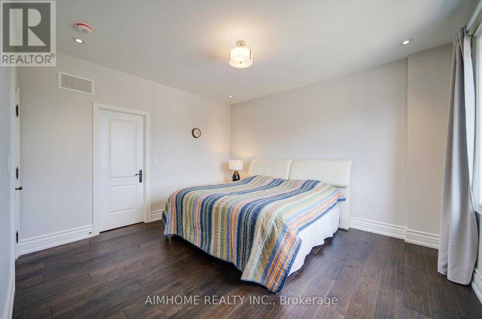 212 Sussex Avenue, Richmond Hill, Ontario  L4C 2G2 - Photo 37 - N13004998