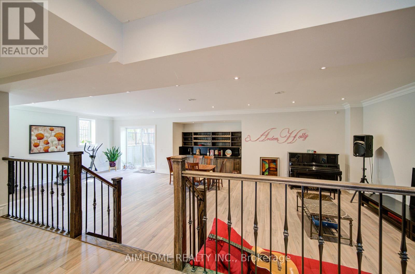 212 Sussex Avenue, Richmond Hill, Ontario  L4C 2G2 - Photo 43 - N13004998