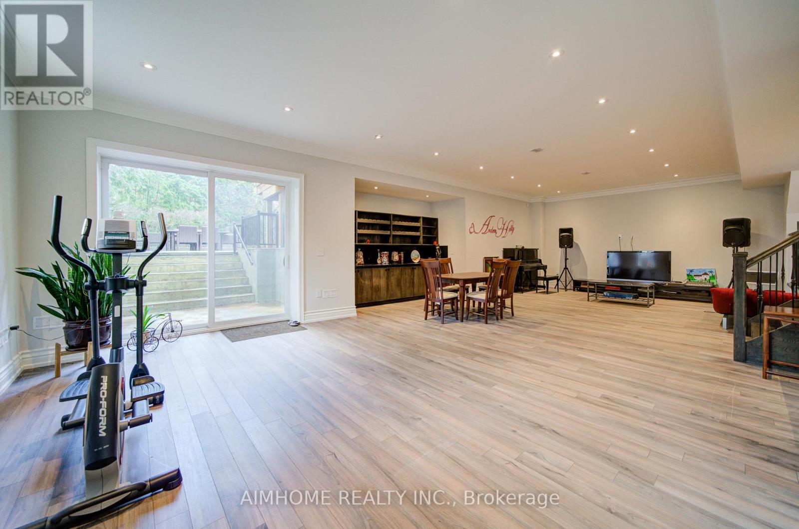 212 Sussex Avenue, Richmond Hill, Ontario  L4C 2G2 - Photo 44 - N13004998