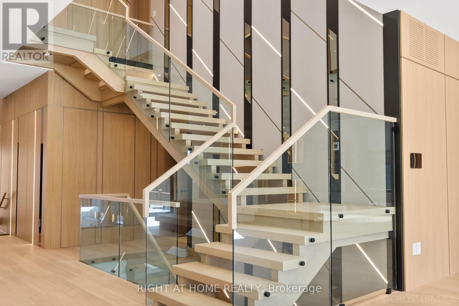 99 Douglas Road, Richmond Hill, Ontario  L4E 3H1 - Photo 19 - N13005004