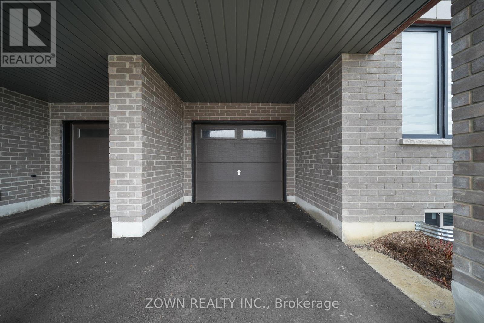 3 Tennant Circle, Vaughan, Ontario  L4H 5L2 - Photo 3 - N13005006