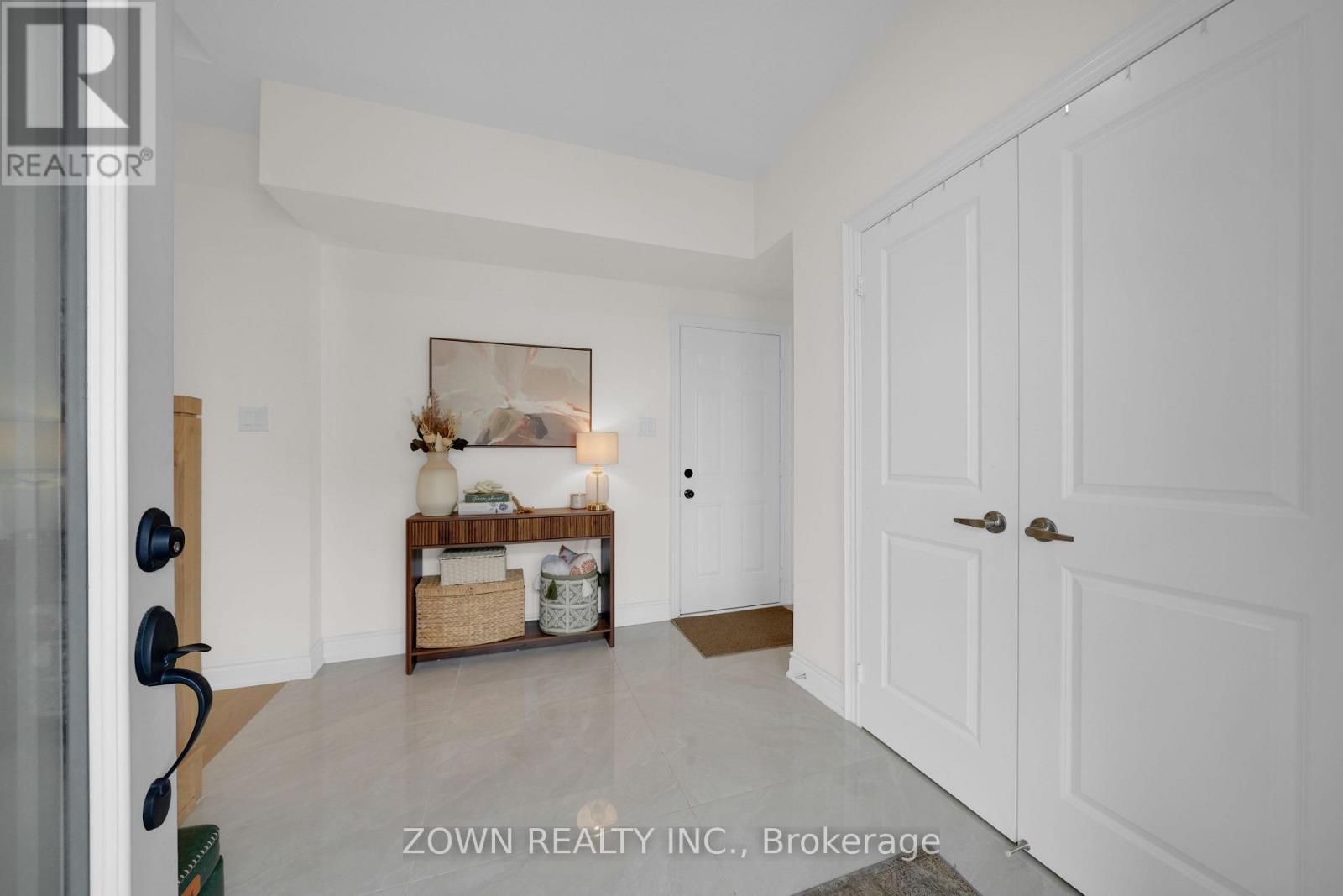 3 Tennant Circle, Vaughan, Ontario  L4H 5L2 - Photo 7 - N13005006