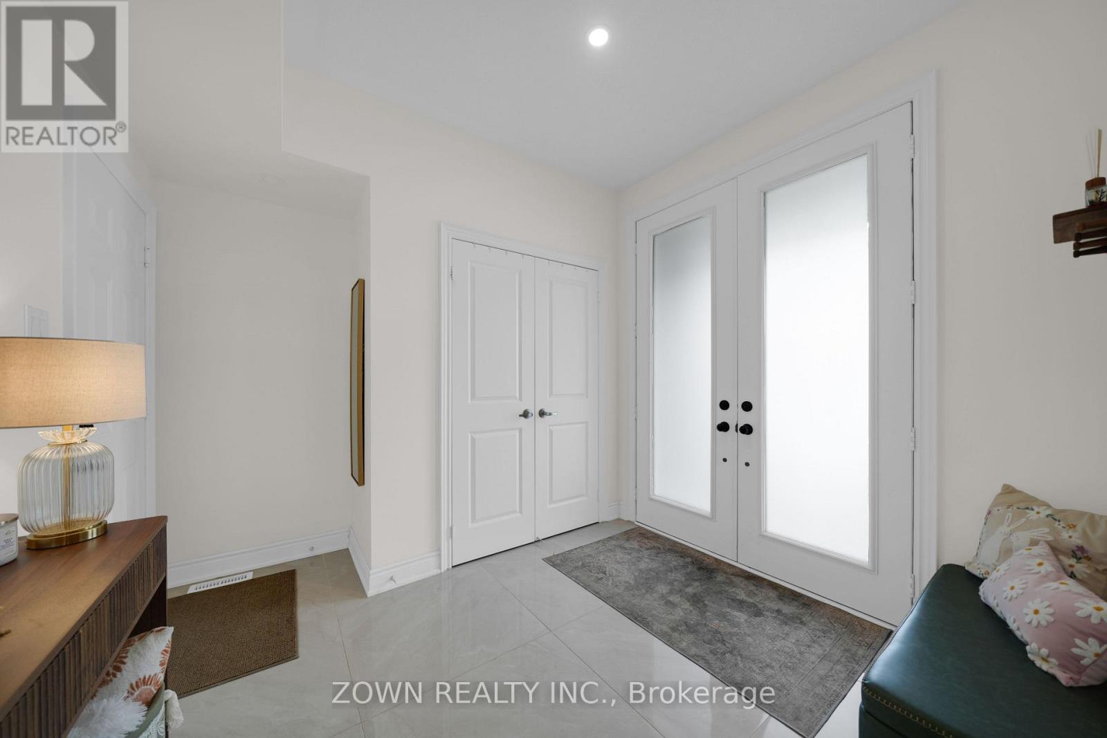 3 Tennant Circle, Vaughan, Ontario  L4H 5L2 - Photo 8 - N13005006