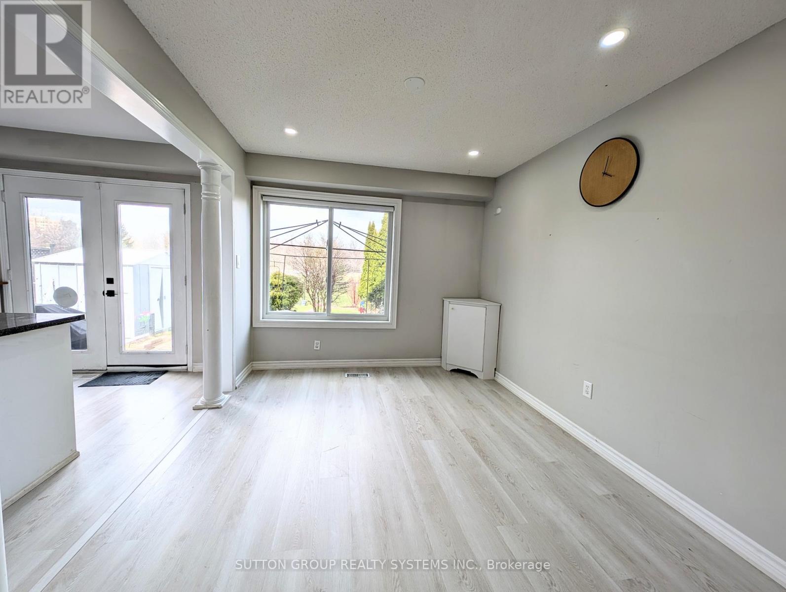 1411 Tobyn Drive, Burlington, Ontario L7M 4V7 - Photo 10 - W13004982