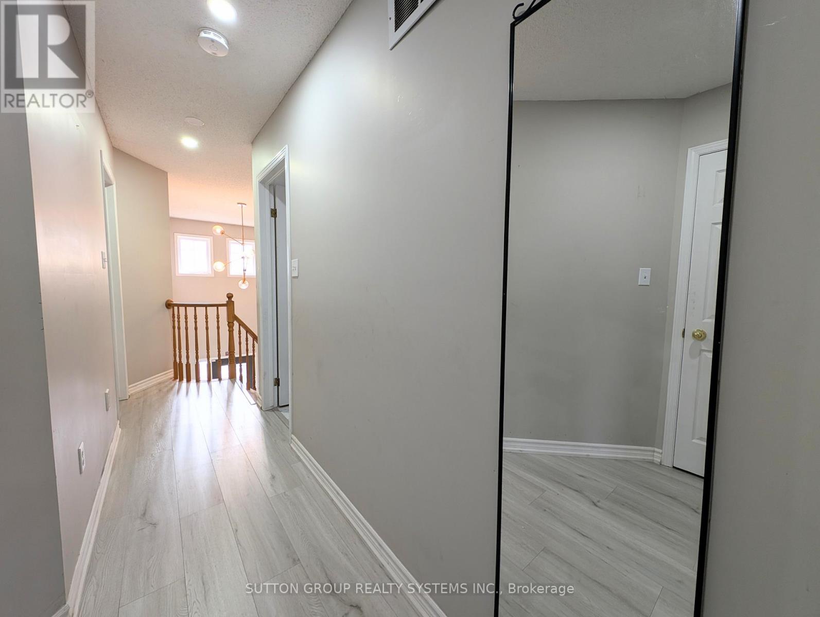 1411 Tobyn Drive, Burlington, Ontario L7M 4V7 - Photo 13 - W13004982