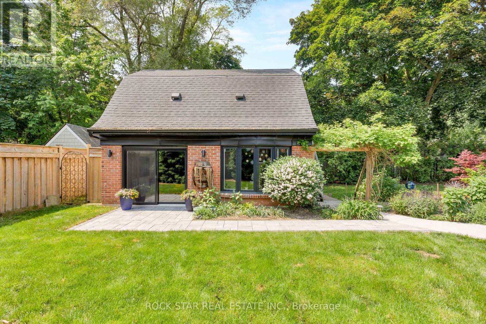 946 Glenwood Avenue, Burlington, Ontario  L7T 2K2 - Photo 17 - W13004990