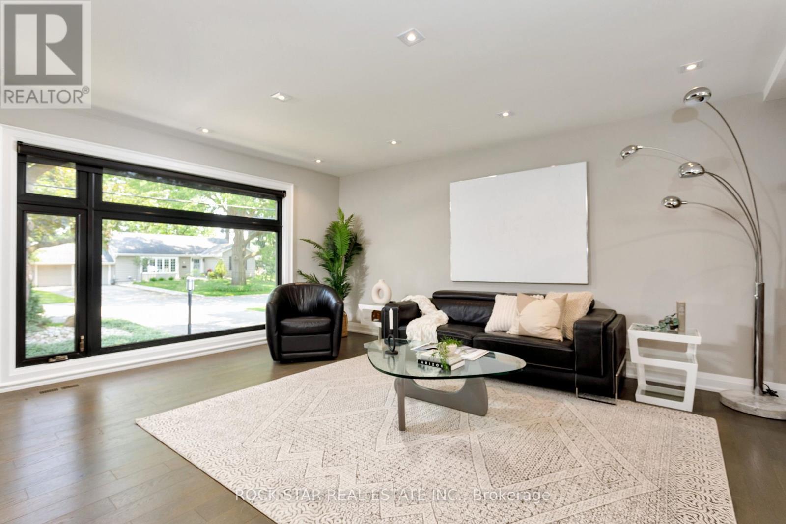 946 Glenwood Avenue, Burlington, Ontario  L7T 2K2 - Photo 8 - W13004990