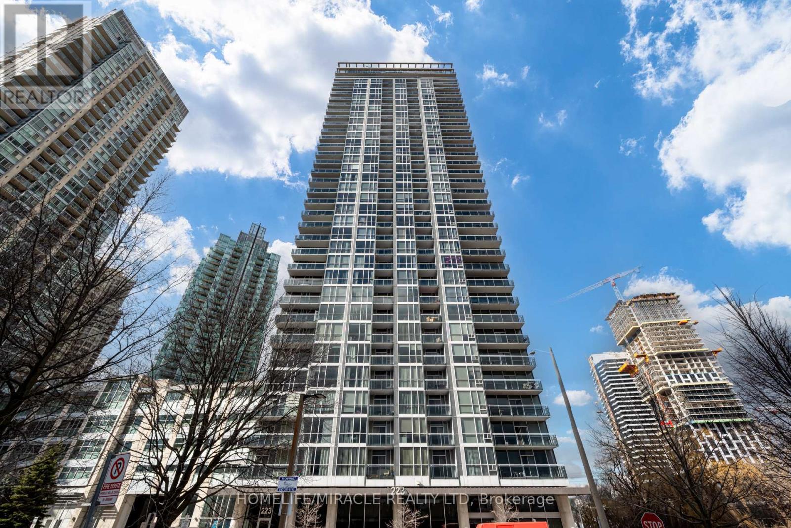 502 - 223 Webb Drive, Mississauga, Ontario  L5B 0E8 - Photo 2 - W13005000