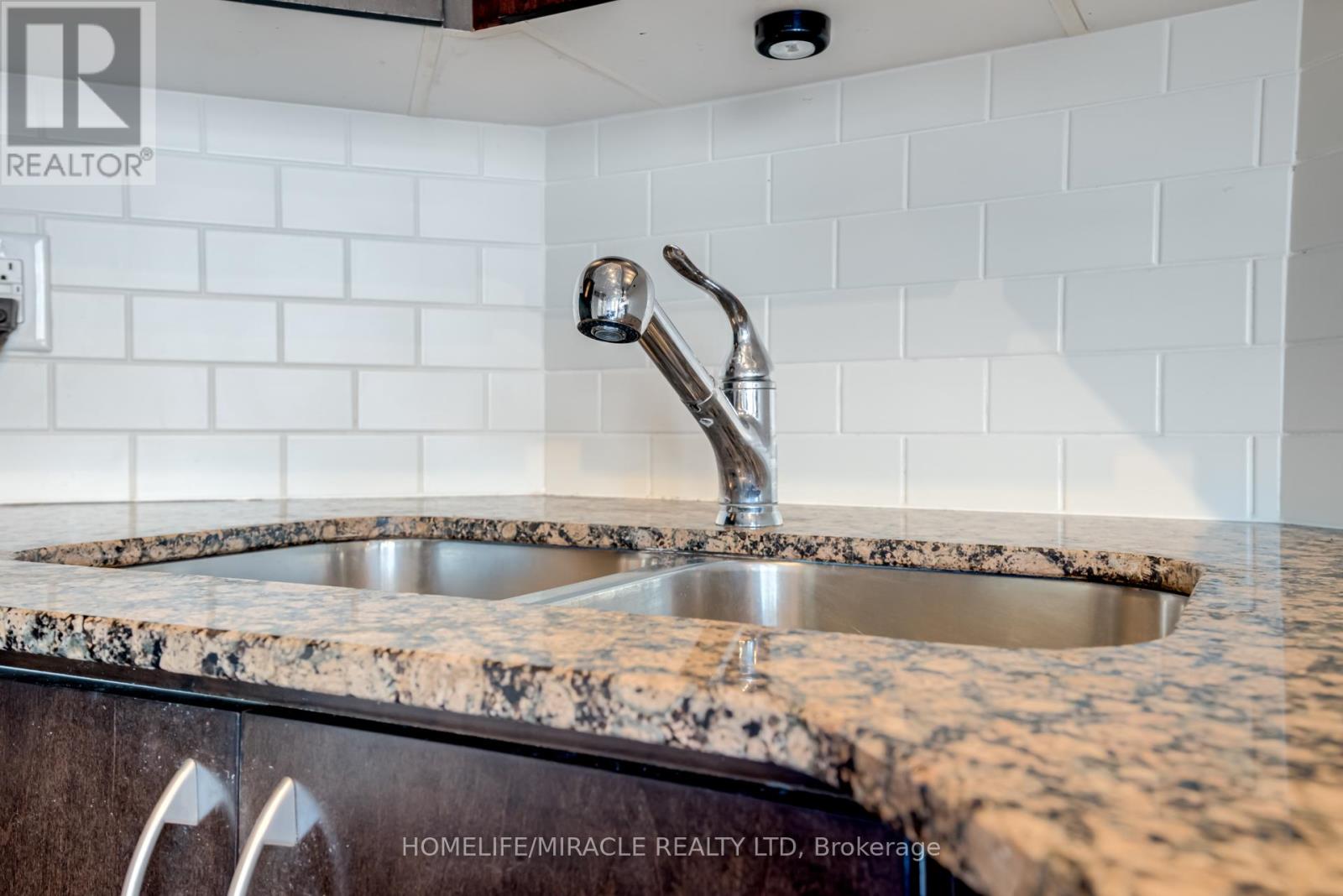 502 - 223 Webb Drive, Mississauga, Ontario  L5B 0E8 - Photo 20 - W13005000