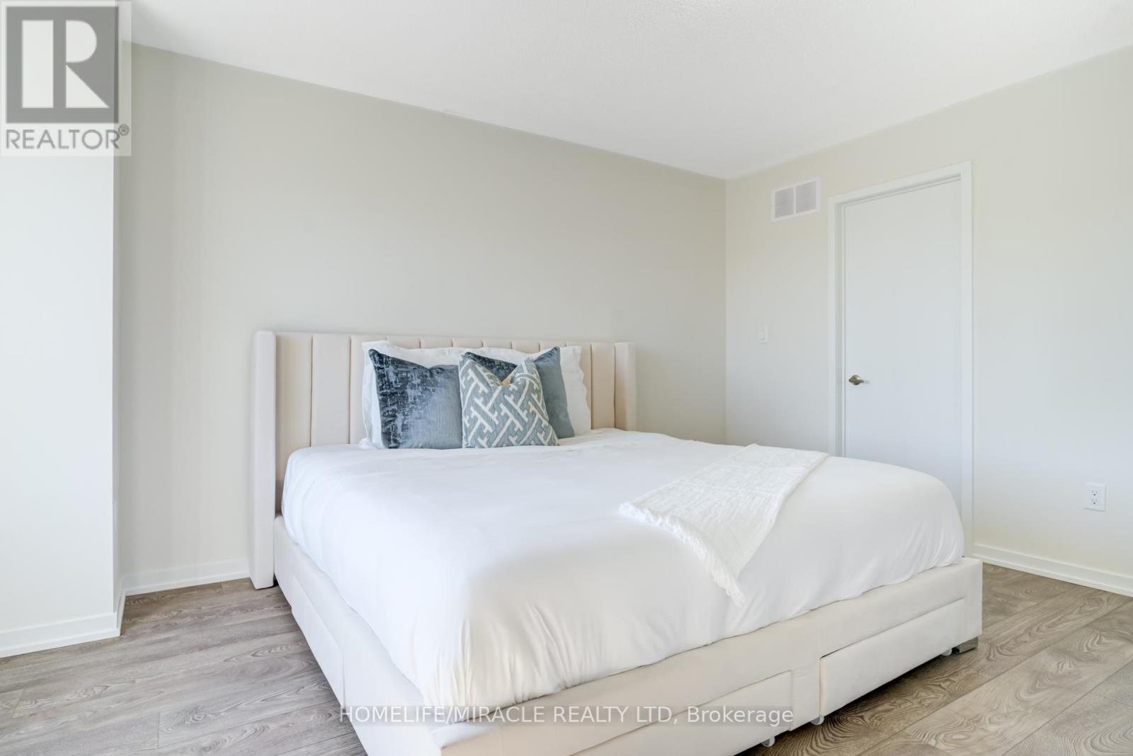 18 Queensland Crescent, Caledon, Ontario  L7E 2E1 - Photo 27 - W13005008