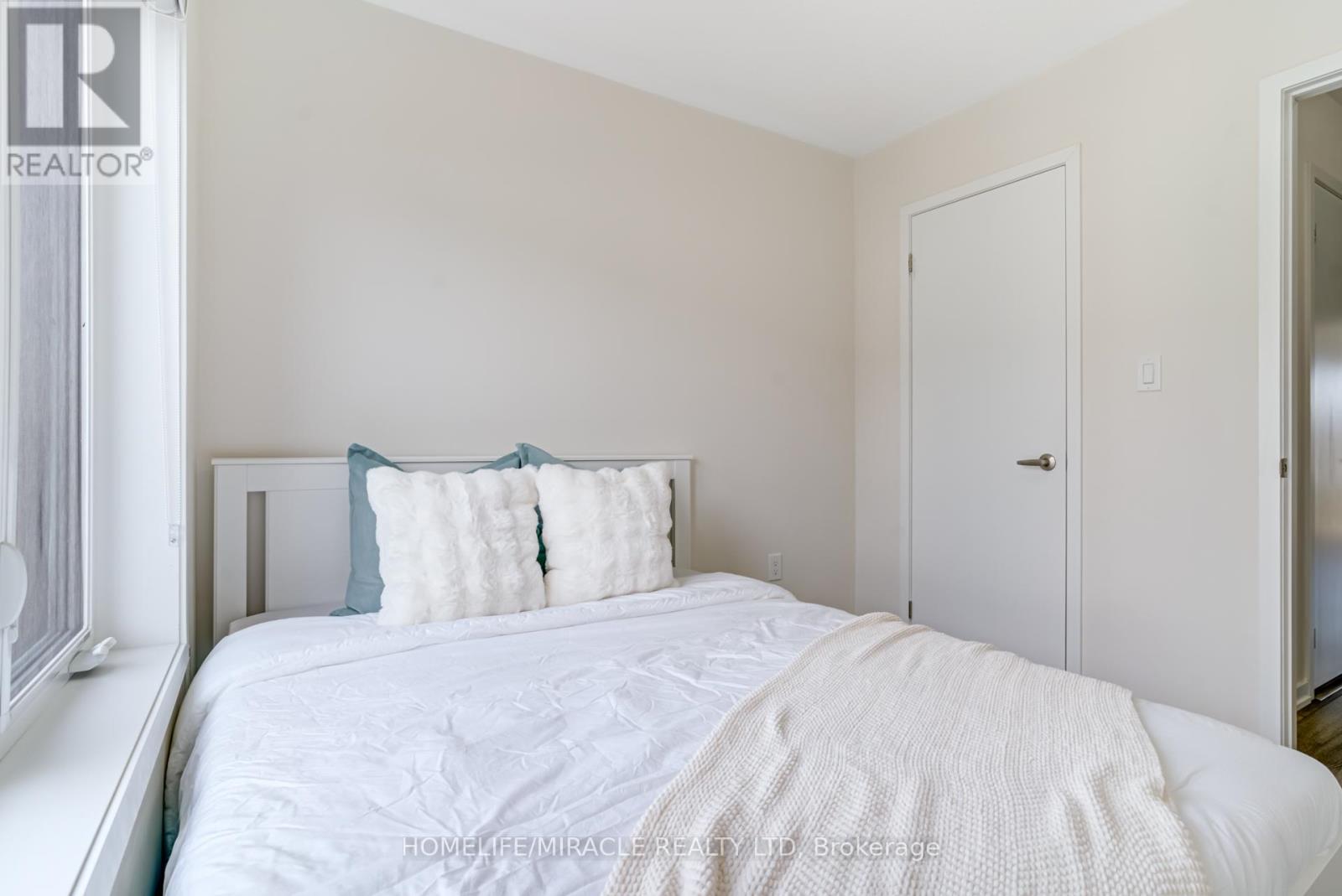 18 Queensland Crescent, Caledon, Ontario  L7E 2E1 - Photo 31 - W13005008