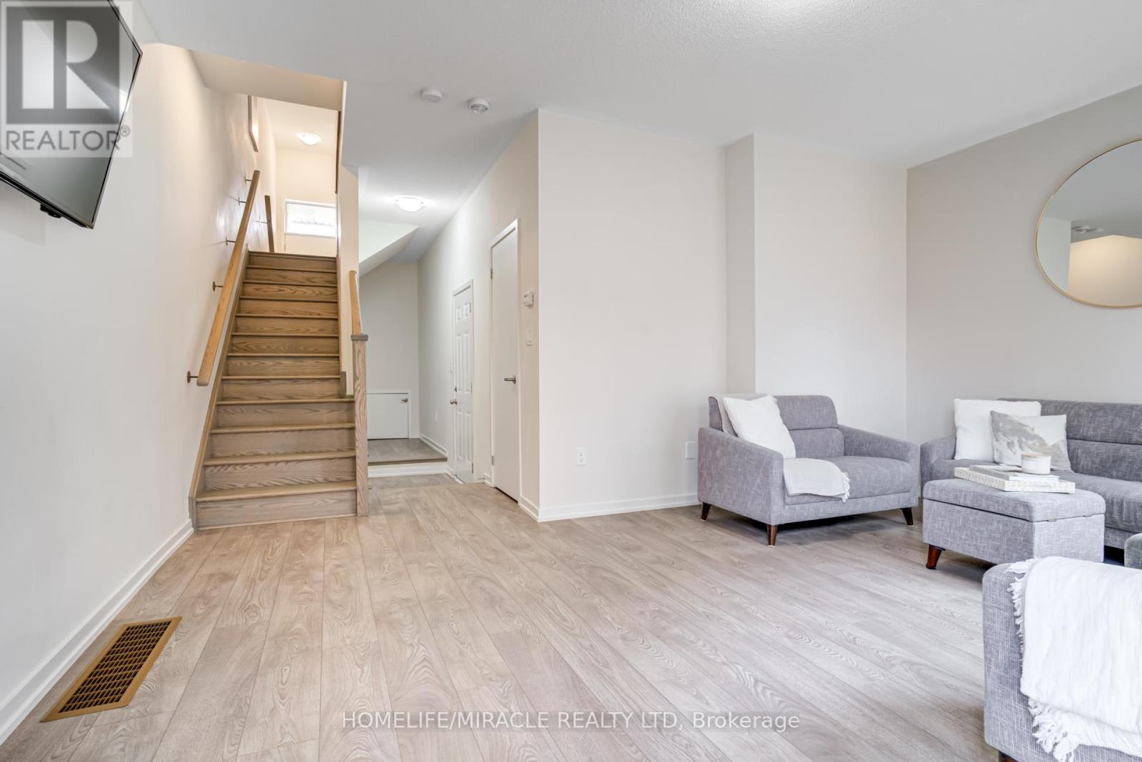 18 Queensland Crescent, Caledon, Ontario  L7E 2E1 - Photo 36 - W13005008