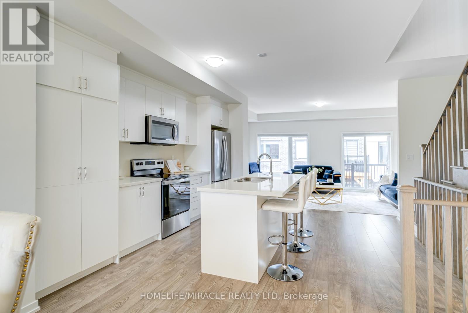 18 Queensland Crescent, Caledon, Ontario  L7E 2E1 - Photo 7 - W13005008