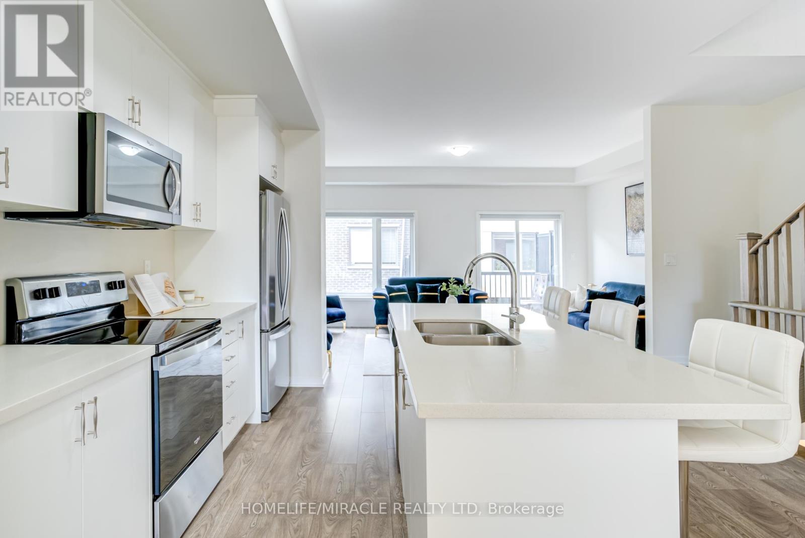 18 Queensland Crescent, Caledon, Ontario  L7E 2E1 - Photo 9 - W13005008