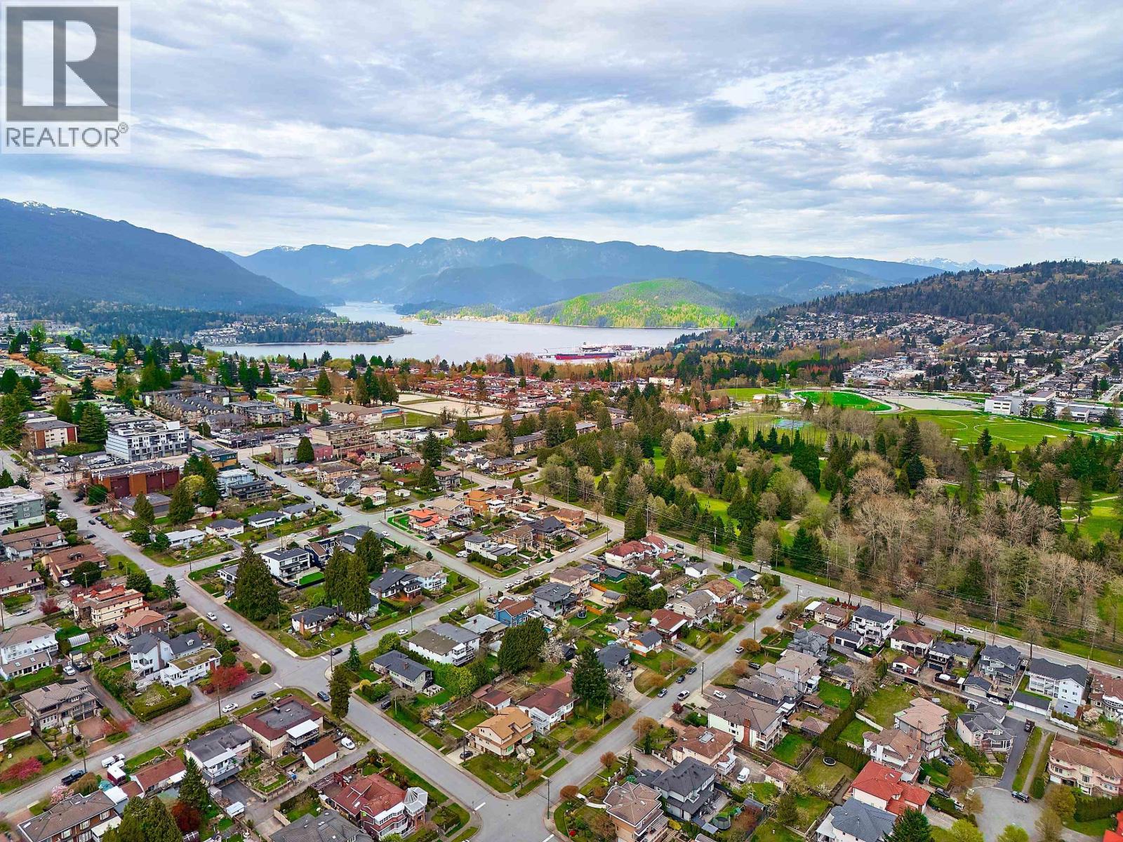 18 5760 Hastings Street, Burnaby, British Columbia  V5B 1R6 - Photo 12 - R3112013