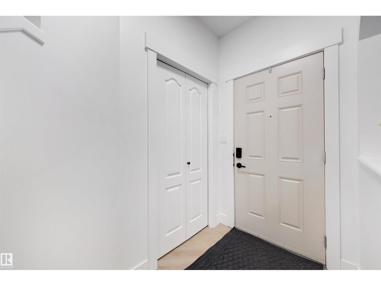 1322 Malone Pl Nw, Edmonton, Alberta  T6R 0G6 - Photo 2 - E4482503