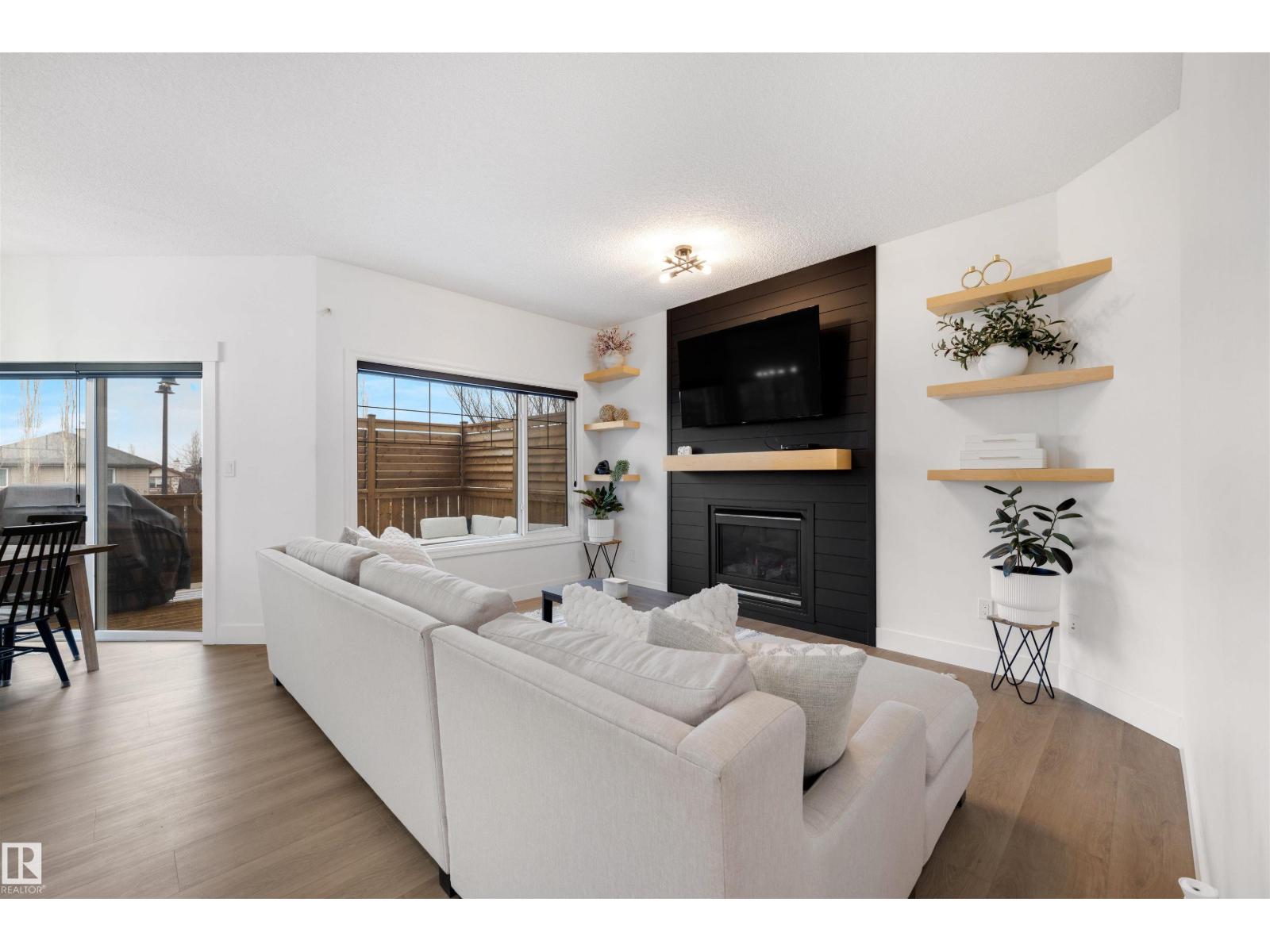 1322 Malone Pl Nw, Edmonton, Alberta  T6R 0G6 - Photo 6 - E4482503